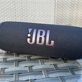 JBL Flip 6 review: Great sound just got better